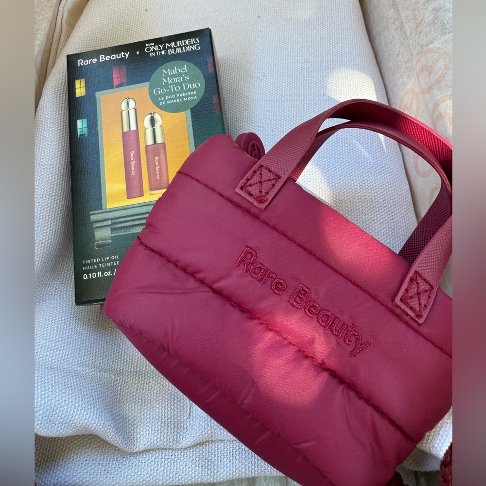 NWT Rare Beauty Mabel Mora's Go-To Duo + Mini Puffy Tote Keychain - Merlot